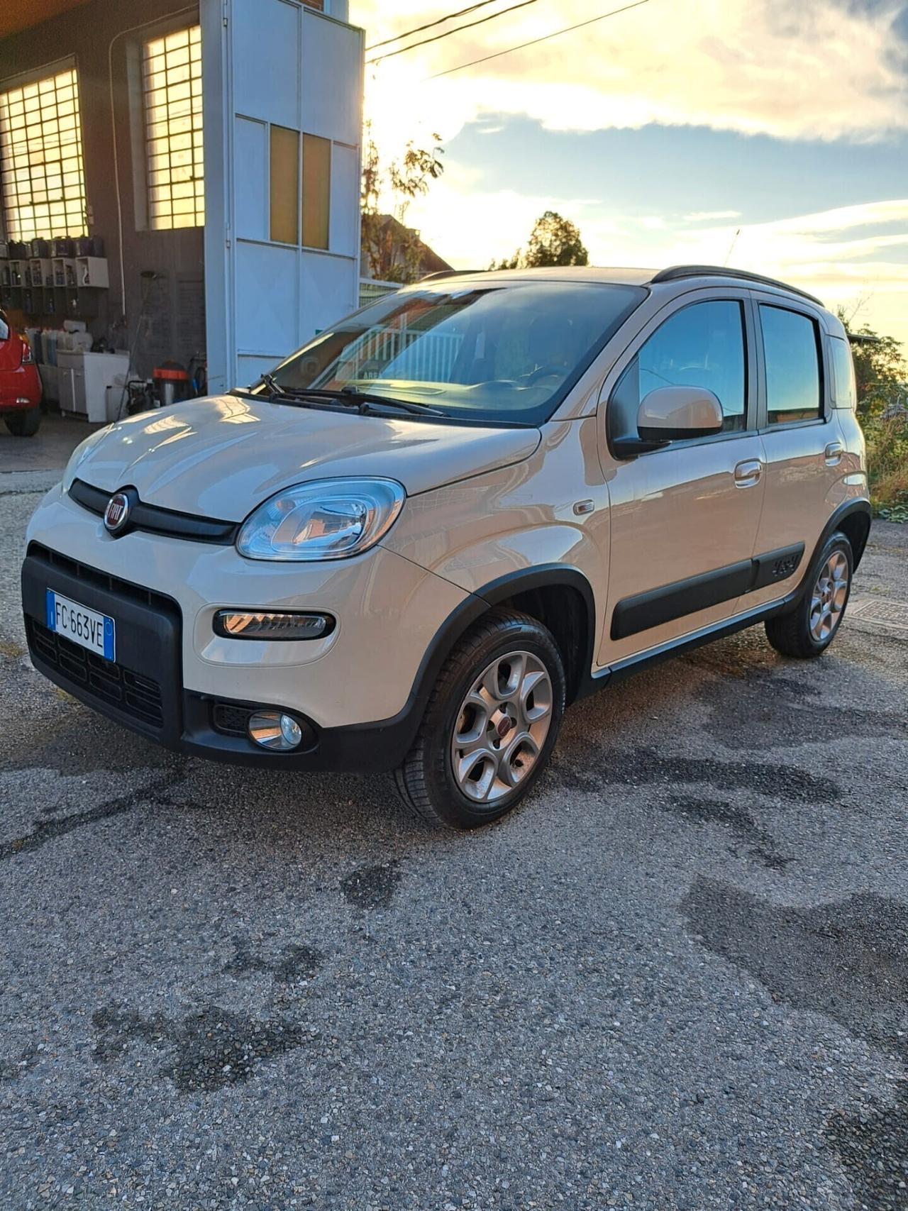 FIAT PANDA 0.9 TWINAIR TURBO S&S 4x4 PREZZO PROMO € 7990