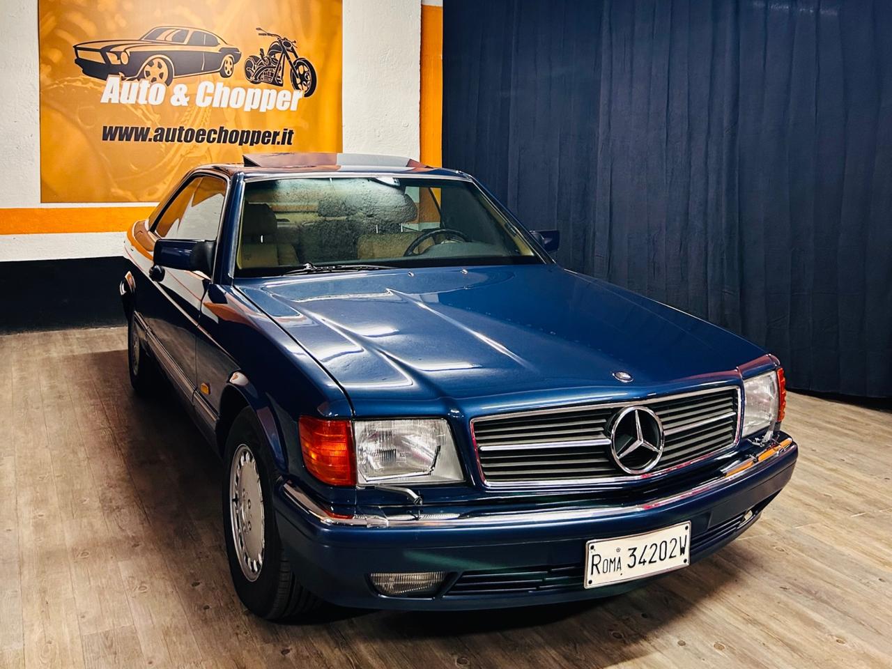 MERCEDES 560 SEC COUPÈ CON 165.412 MIGLIA IN CONDIZIONI DA VETRINA