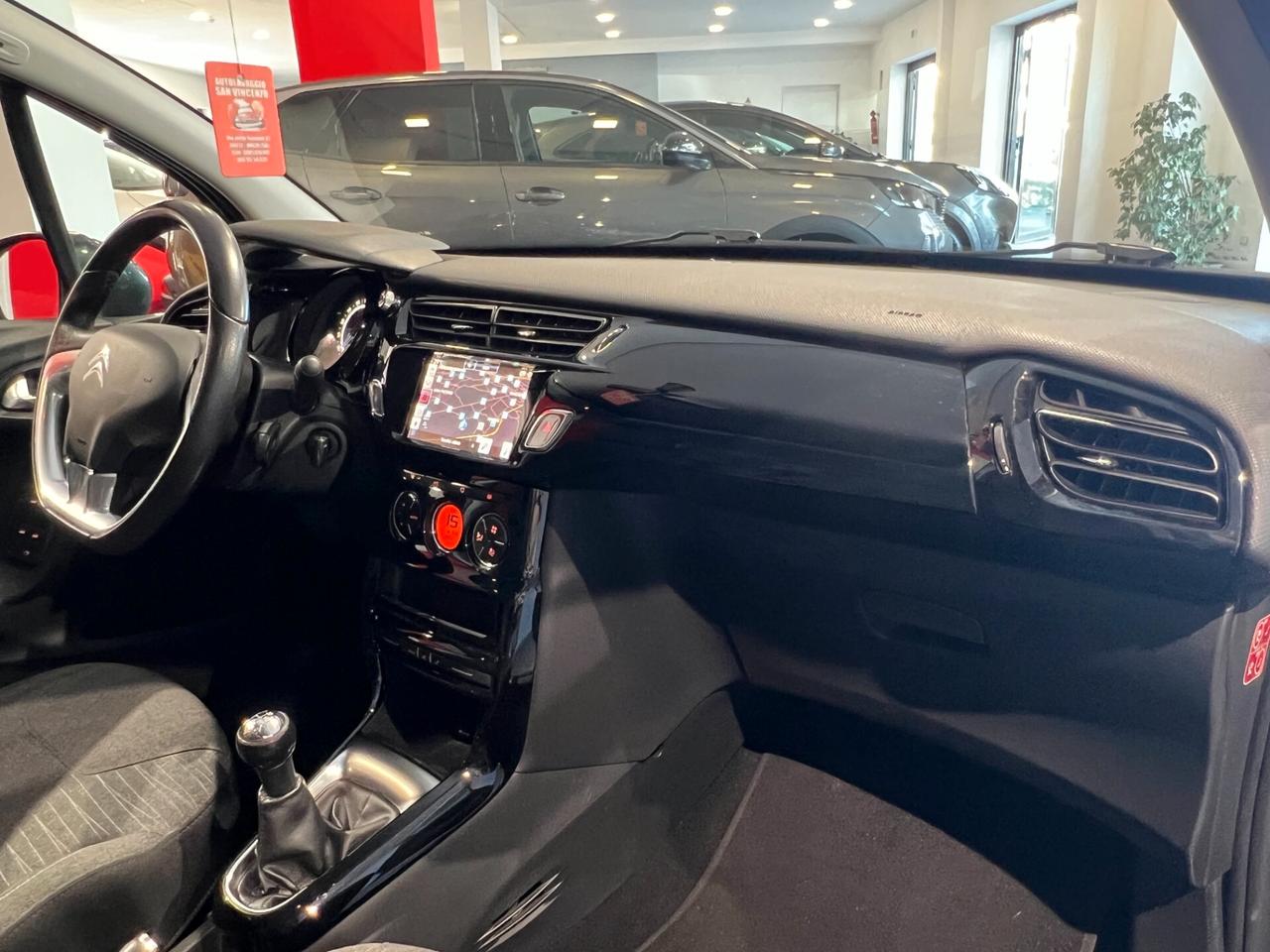 Citroen C3 PureTech 82 Exclusive NAVI TETTO