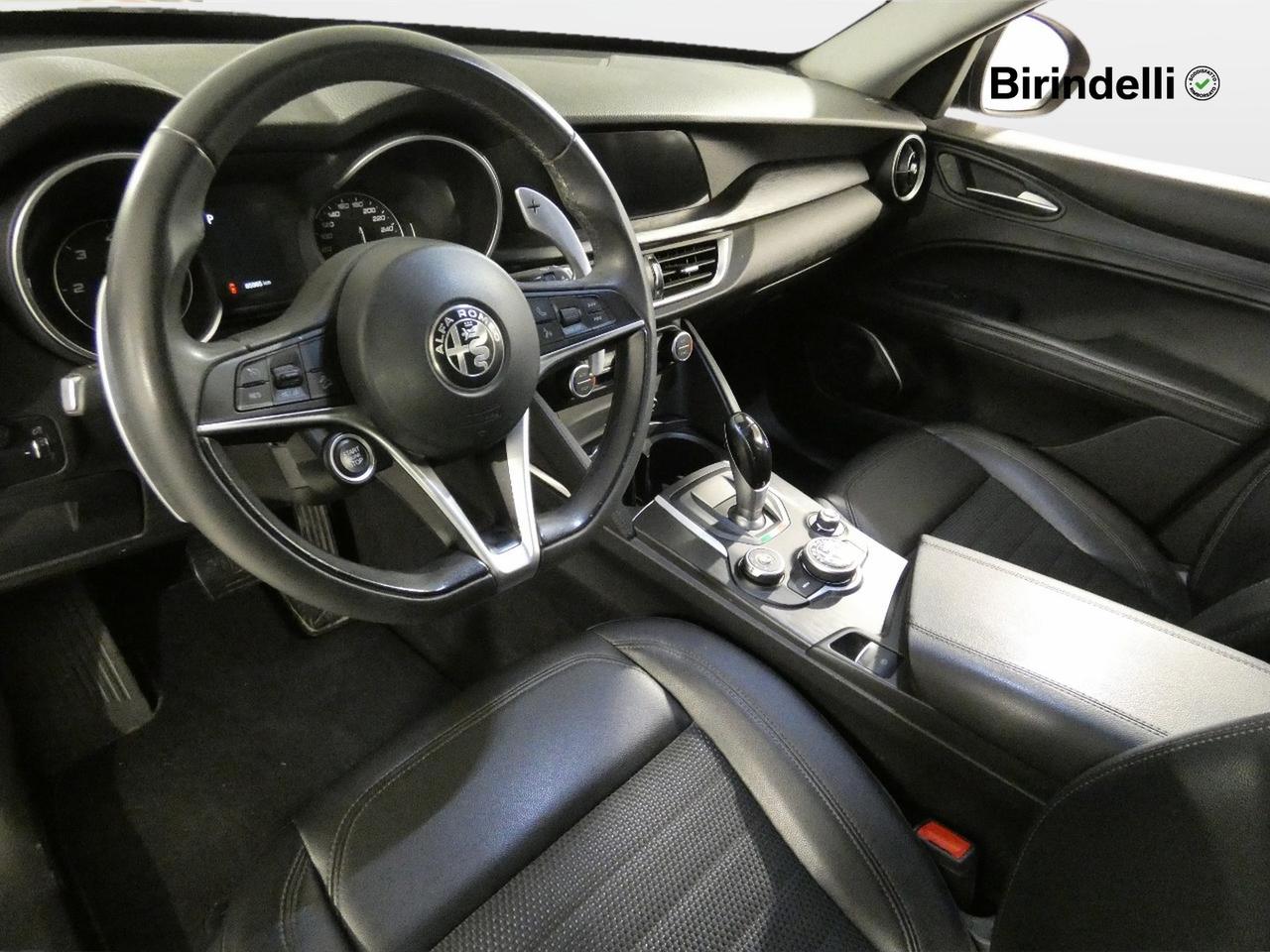ALFA ROMEO Stelvio - Stelvio 2.2 Turbodiesel 180 CV AT8 Q4 Executive