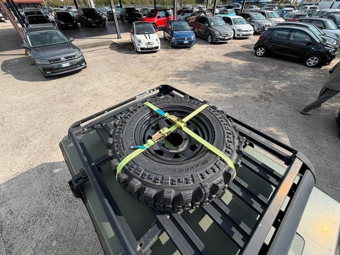 Suzuki SJ Samurai SJ413 Berlina TA De Luxe