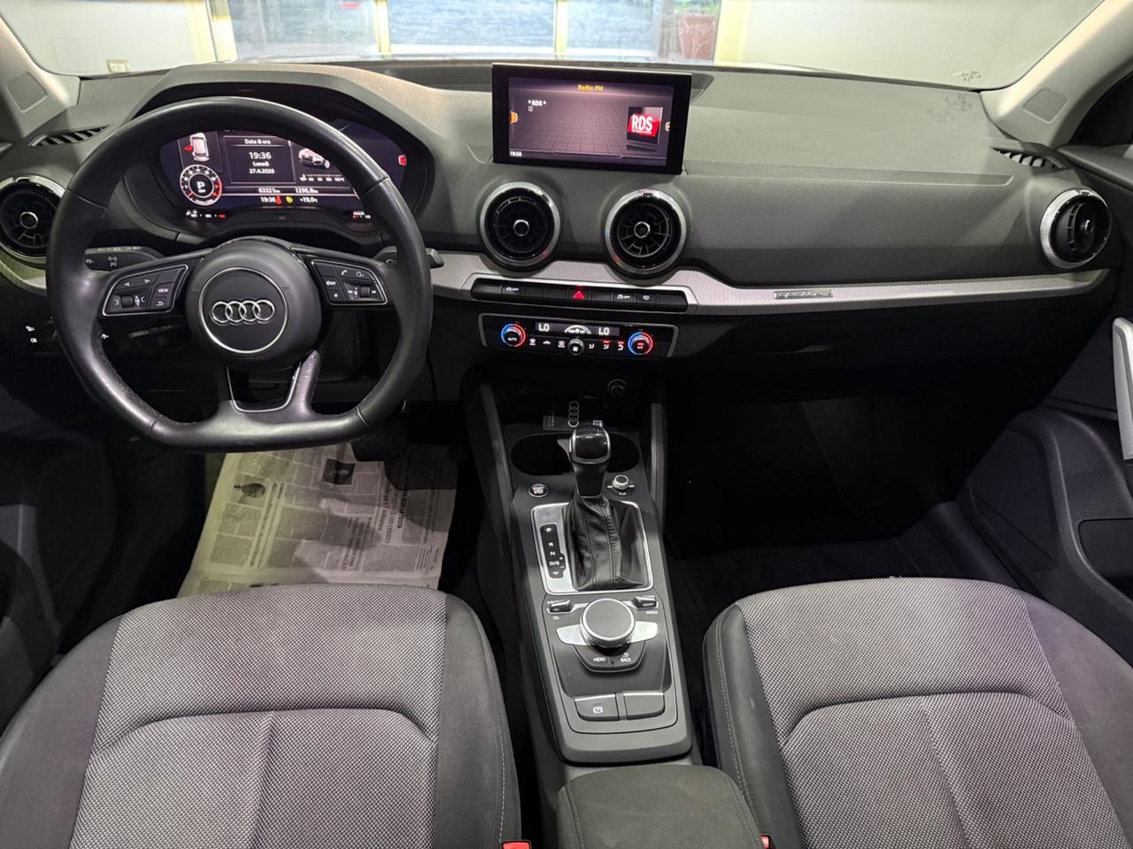 Audi Q2 40 TFSI quattro S tronic Identity Black