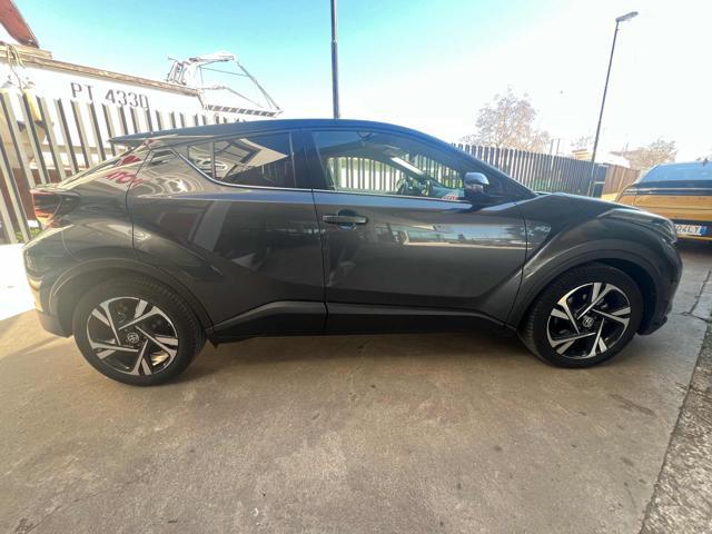 TOYOTA C-HR 2.0 Hybrid E-CVT Trend