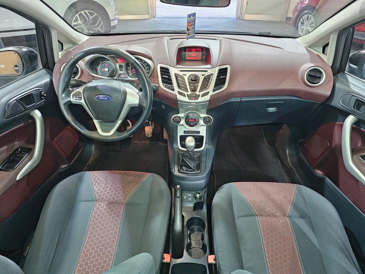 Ford Fiesta 1.6 TDCi 95 CV 5p. Titanium