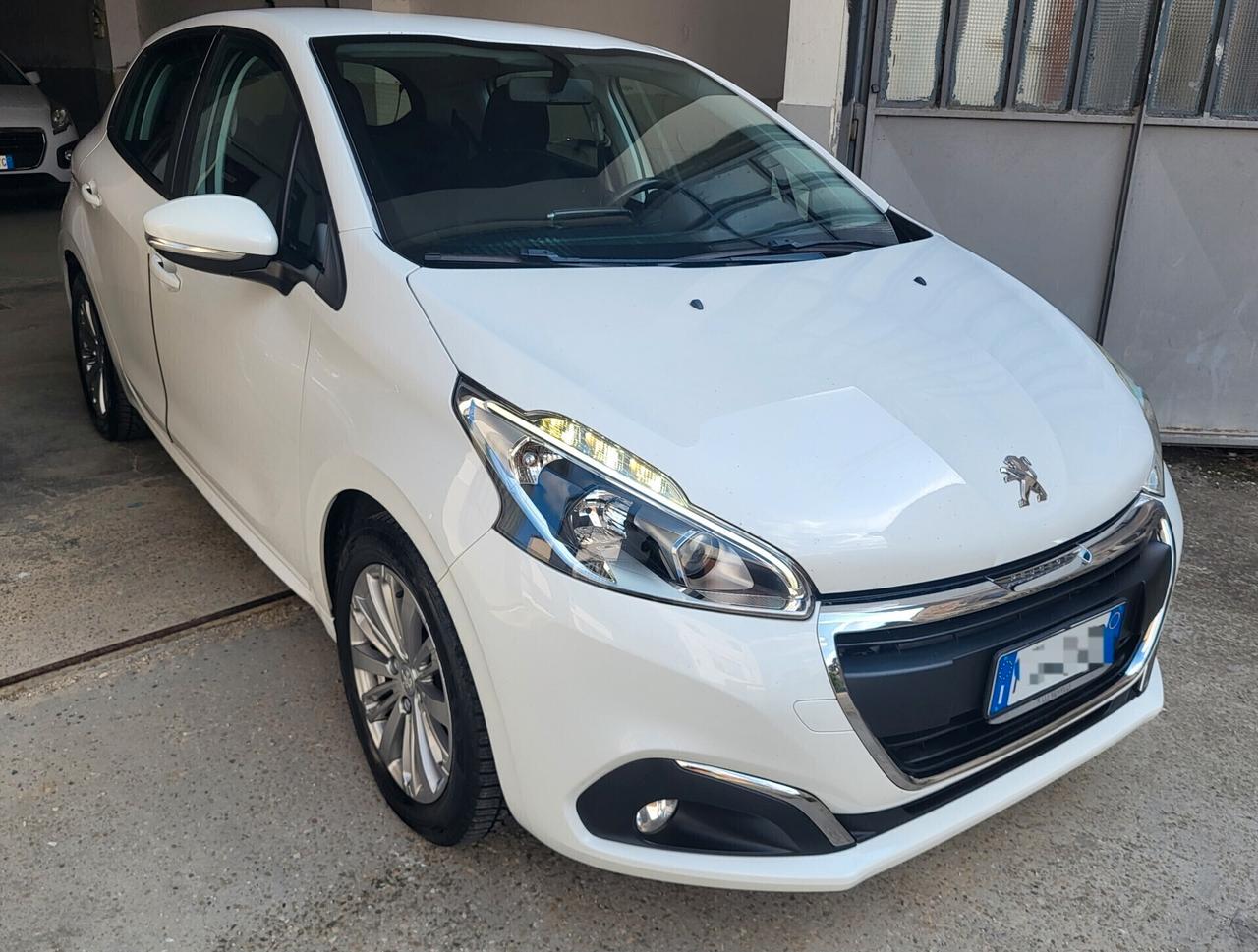 Peugeot 208 BlueHDi 75 5 porte Active