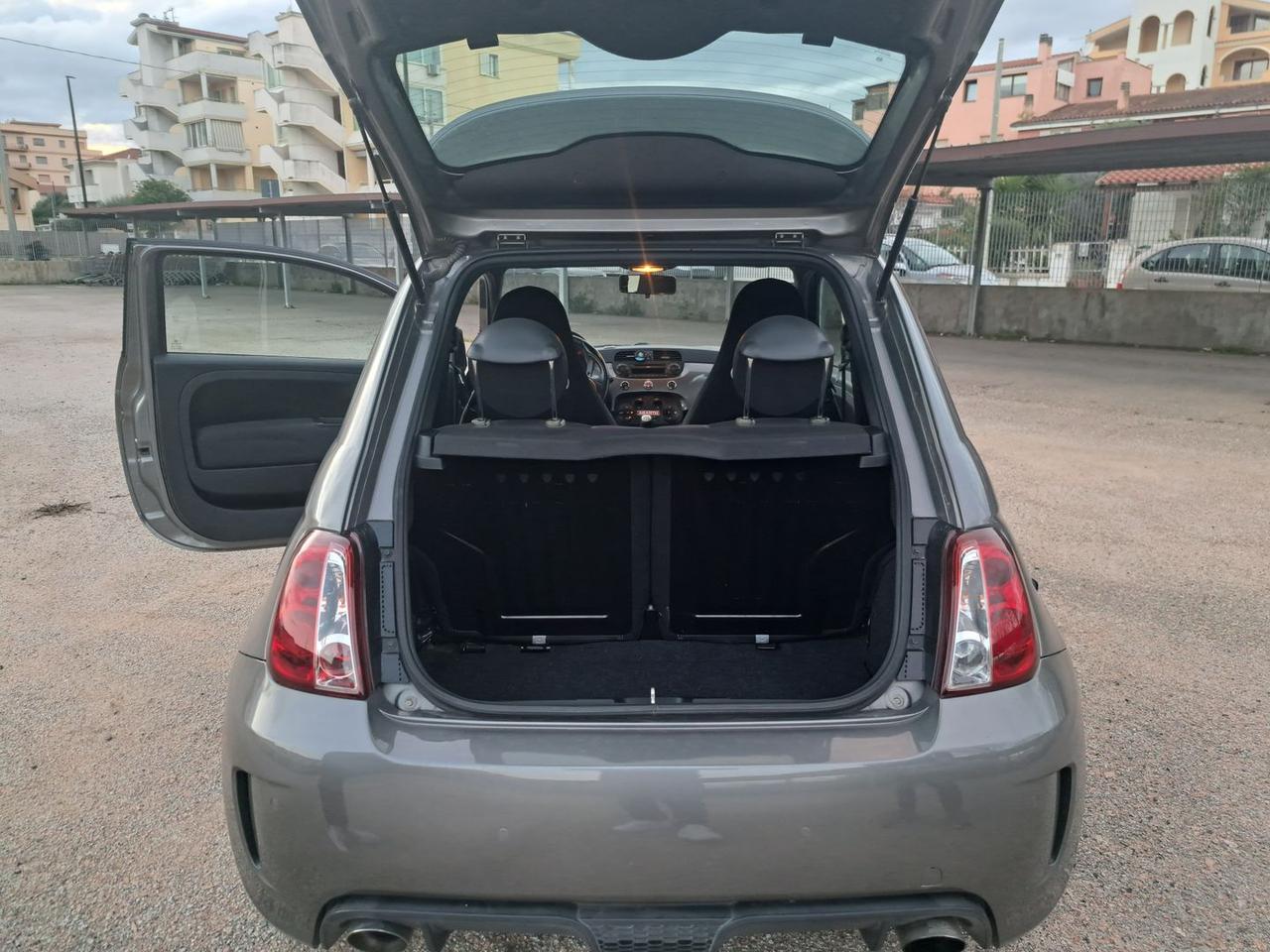 Fiat 500 Abarth 1.4 T-Jet Custom