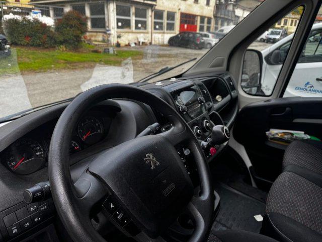 PEUGEOT Boxer 330 2.2 BlueHDi 140 S&S PC-TM Furgone