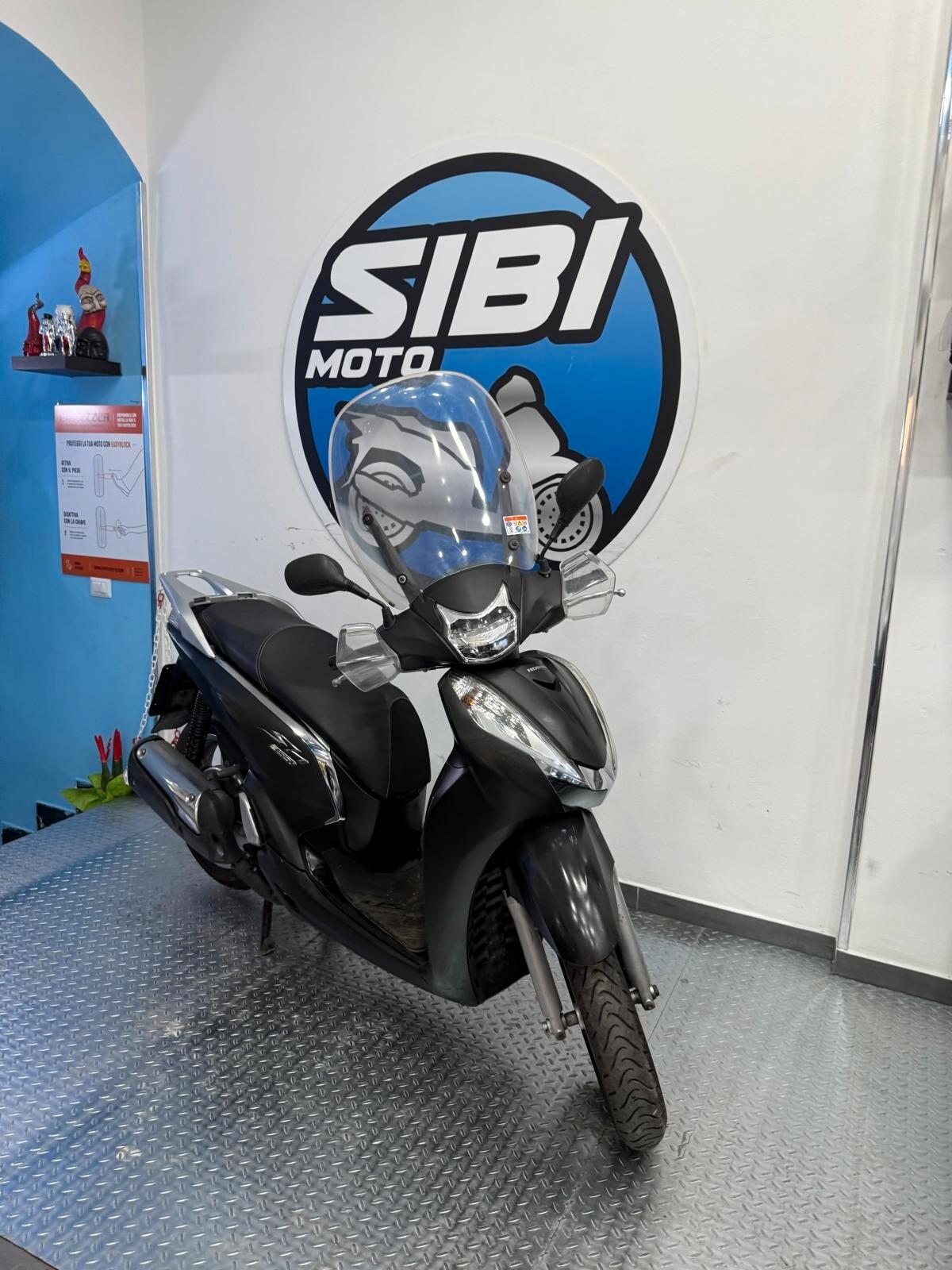 HONDA SH 300