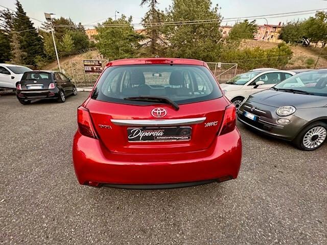 Toyota Yaris 1.4 D-4D 5 porte 90cv Lounge