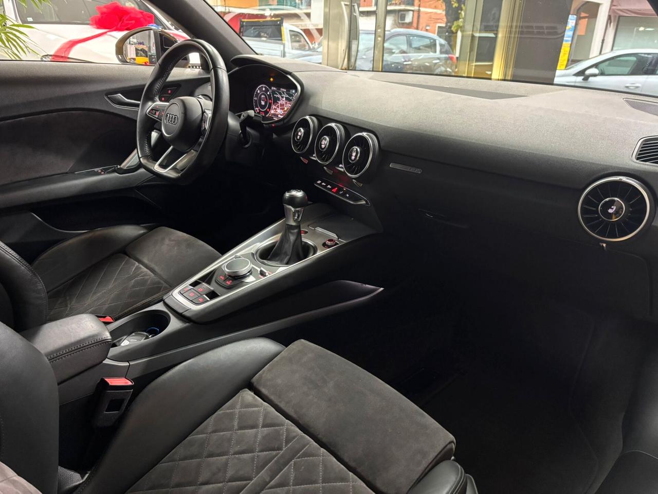 Audi TT Roadster 2.0 TDI ultra S line