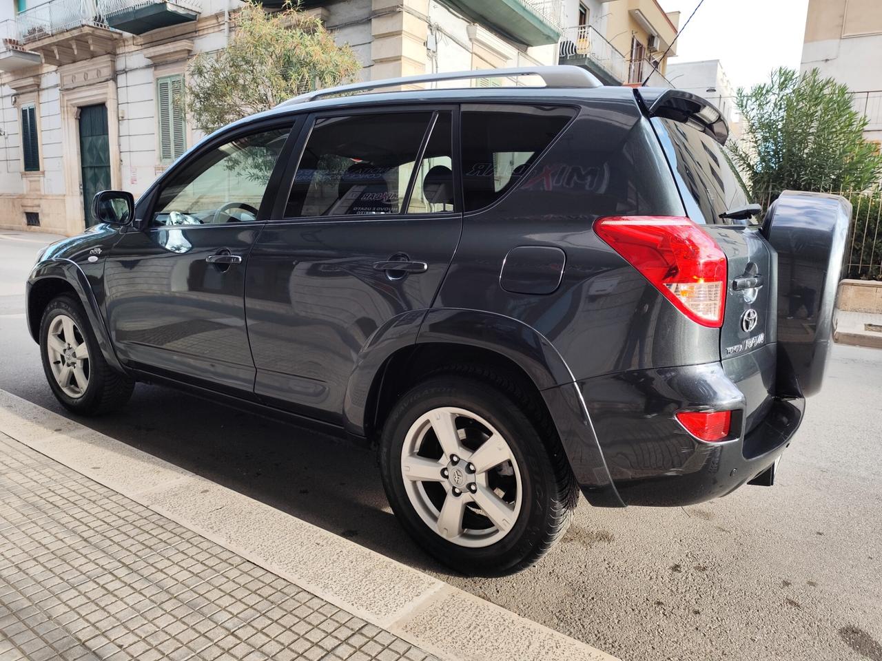 Toyota RAV 4 RAV4 2.2 D-4D 177CV Luxury 4x4