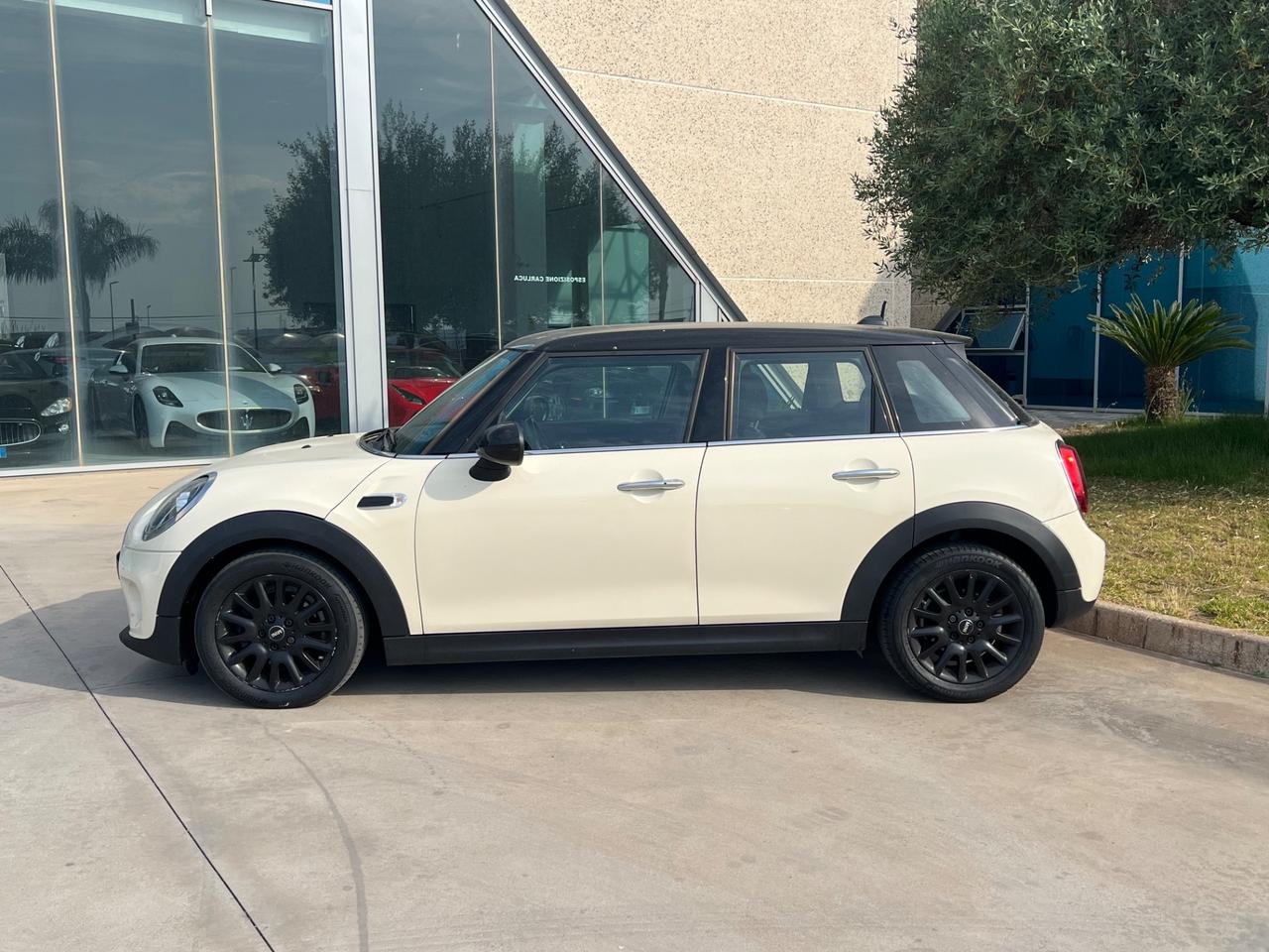 Mini 1.5 Cooper D Business