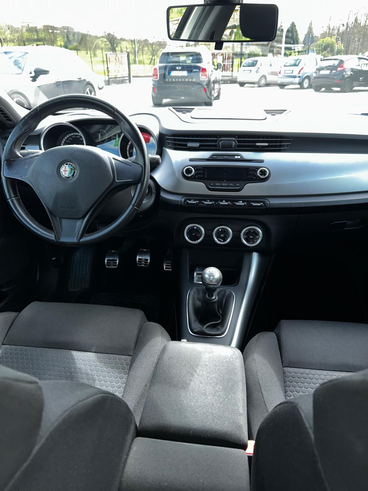 Alfa Romeo Giulietta 2.0 JTDm-2 140 CV Distinctive