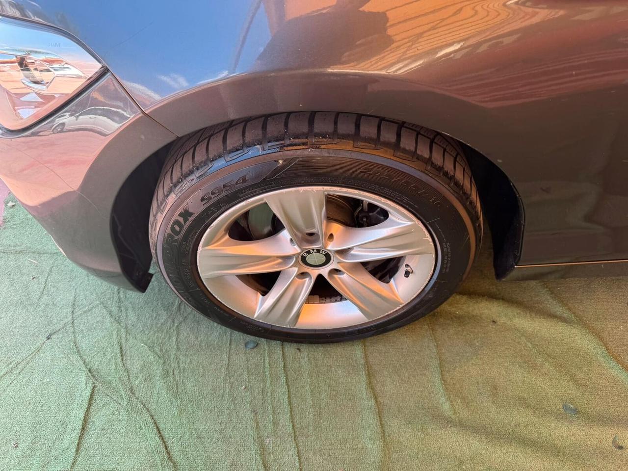 Bmw 116 116d 5p. Advantage