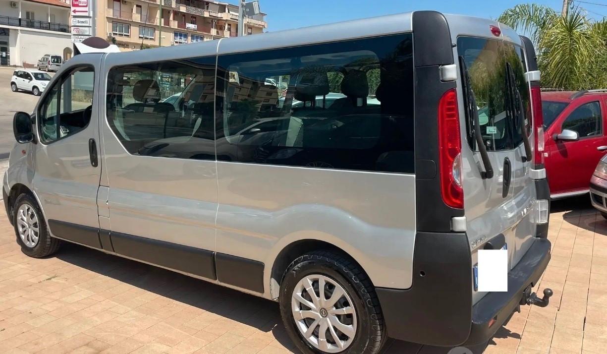 Opel Vivaro 9 Posti Finanziaria senza busta paga