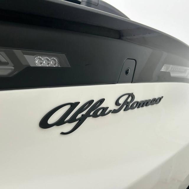 ALFA ROMEO Junior 1.2 136 CV Hybrid eDCT6 Speciale