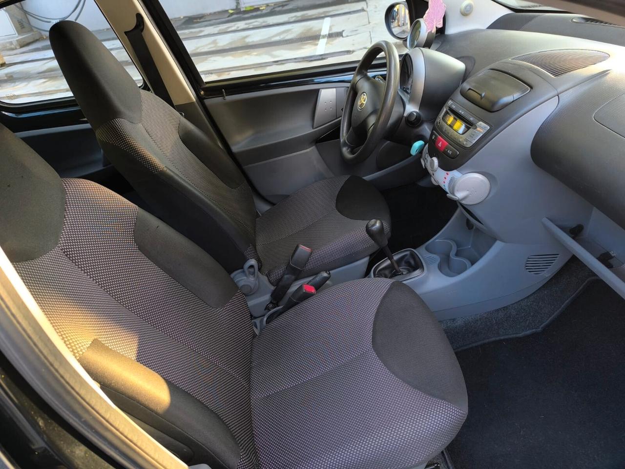 Toyota Aygo 1.0 12V VVT-i 3 porte Now Connect