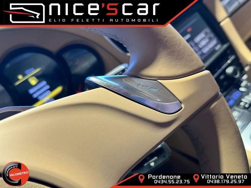 Porsche 911 3.8 Carrera S Coupé * EXCLUSIVE POWERKIT *