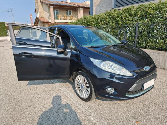 FORD Fiesta 1.2 Benzina 5 porte ( DISTRIBUZIONE FATTA )