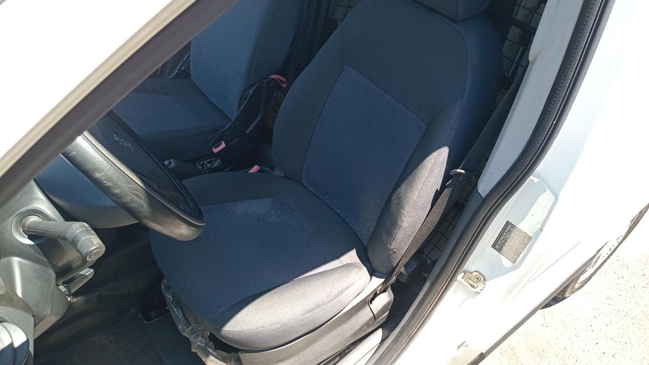 Peugeot Bipper 1.4 hdi furgone