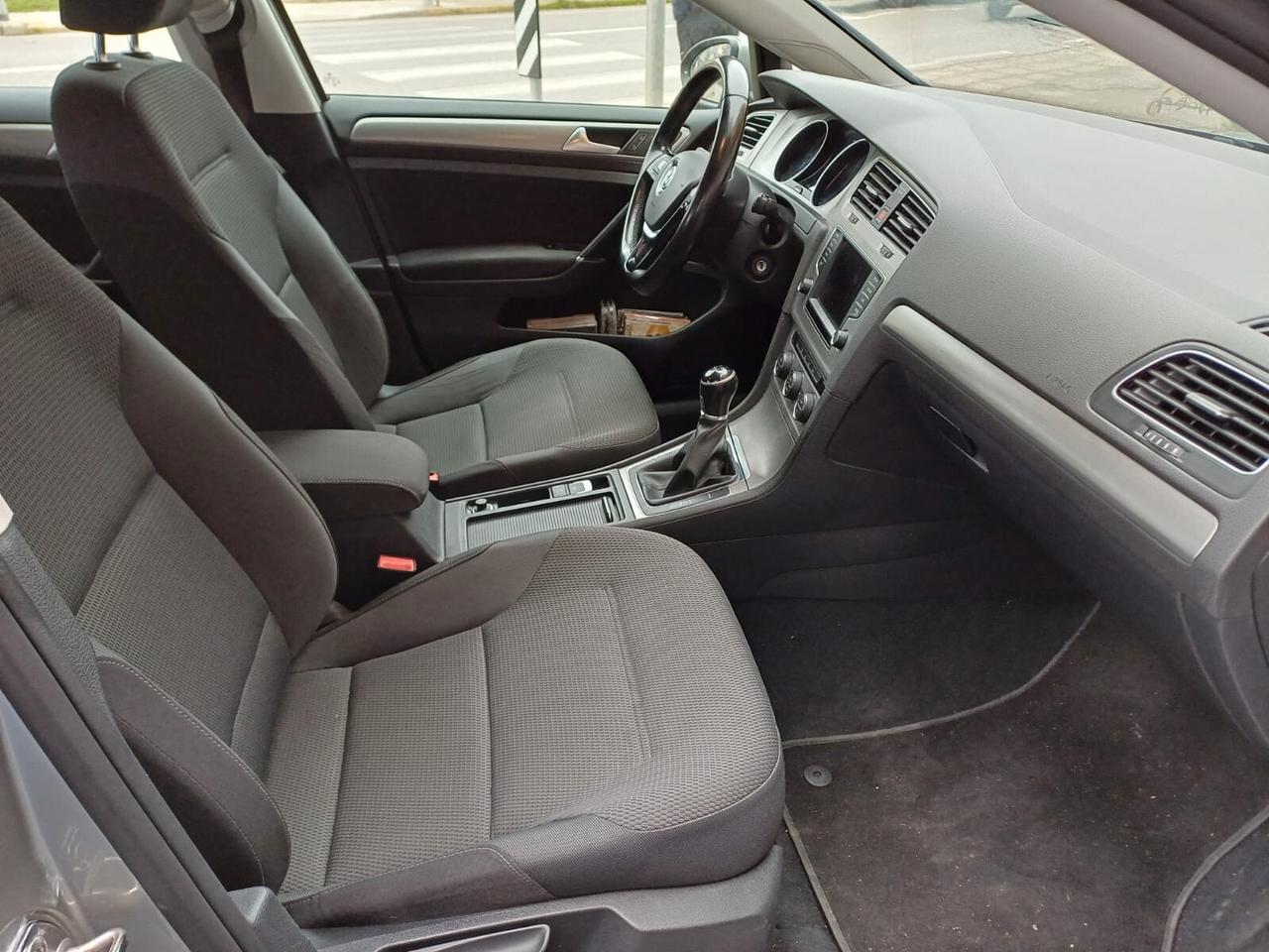 Volkswagen Golf 1.6 TDI 110 cv 5p. Comfortline BMT