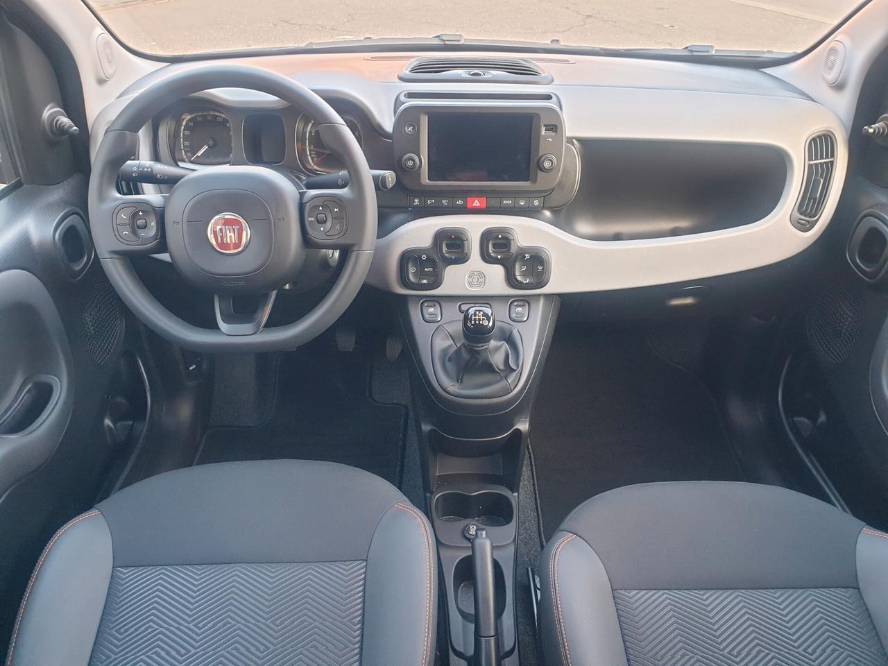 Fiat Panda 1.0 FireFly S&S Hybrid Garmin 5 posti