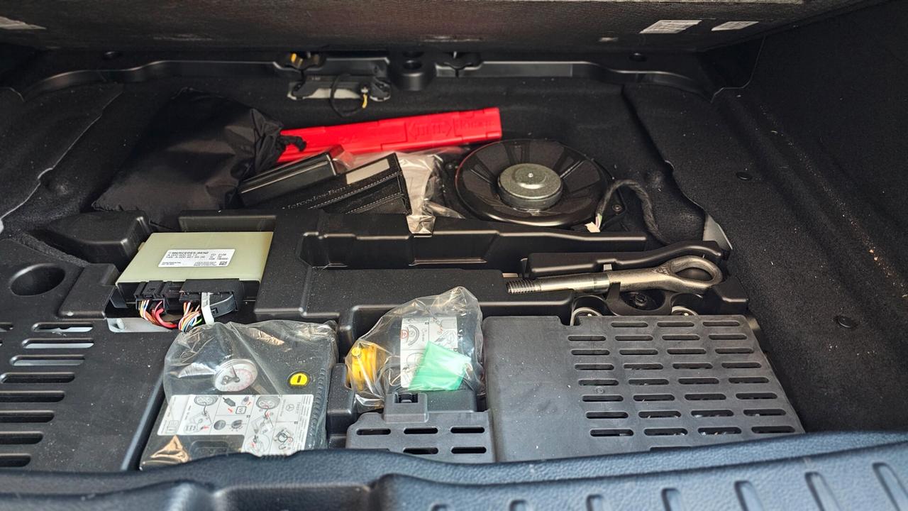 Mercedes-benz GLA 200 d Automatic 4Matic Premium Plus Amg