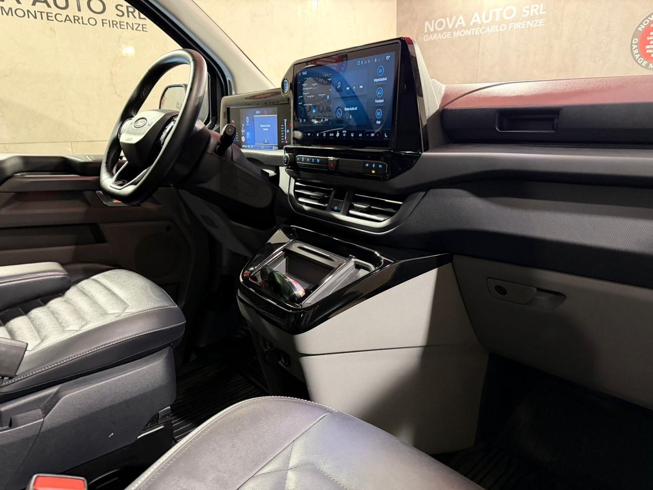 Ford Tourneo Custom 2.0 EcoBlue 170 CV aut. Titanium-X