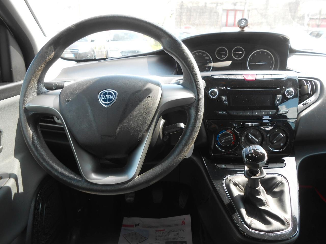 Lancia Ypsilon 0.9 TwinAir Metano Ecochic Elefantino