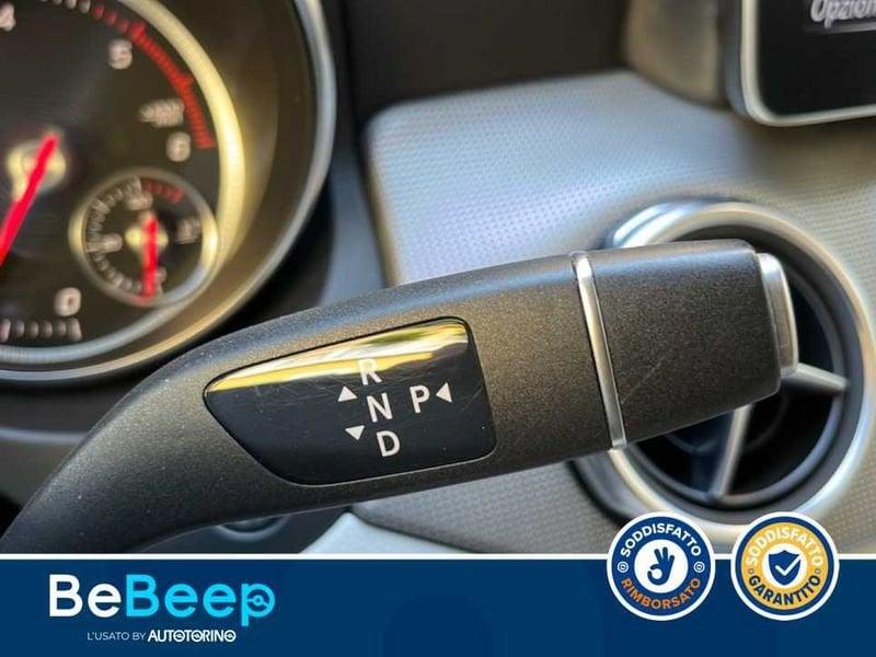 Mercedes-Benz GLA 200 D SPORT AUTO