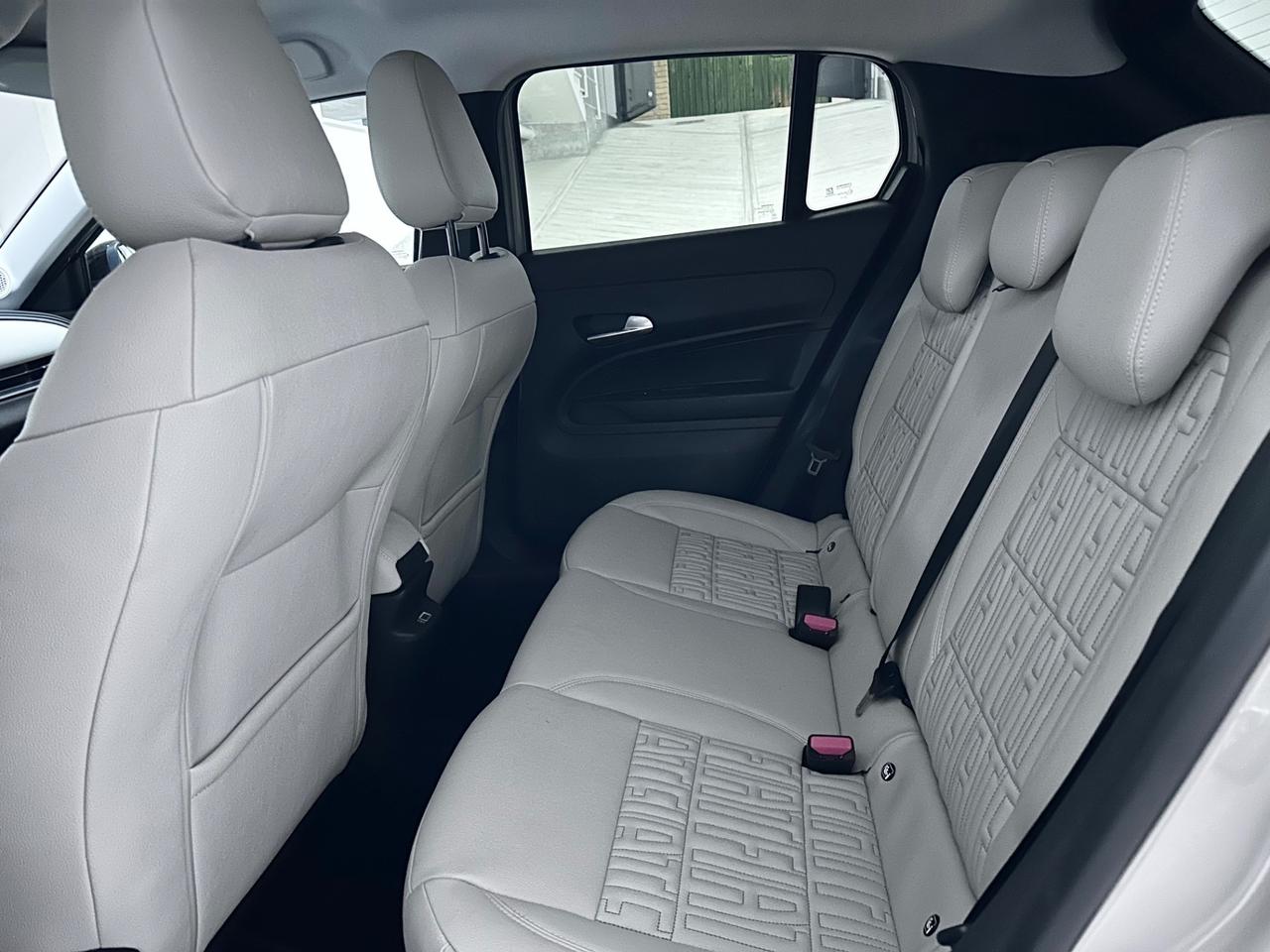 Fiat 600 Hybrid 100 CV DCT MHEV La Prima