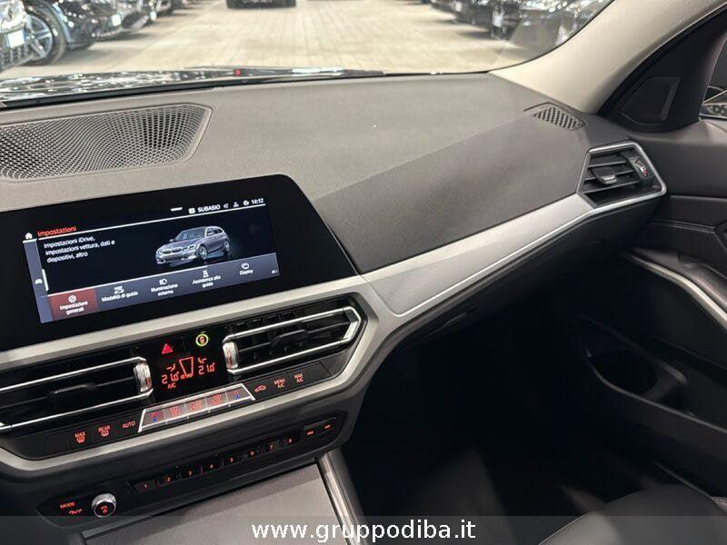 BMW Serie 3 G21 2019 Touring Diese 320d Touring mhev 48V Business Advantage auto