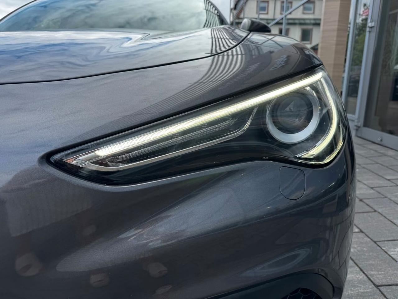 Alfa Romeo Stelvio 2.0 Turbo 200 CV AT8 Q4 Executive