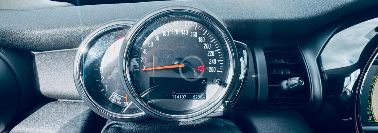 Mini 1.5 One D Business