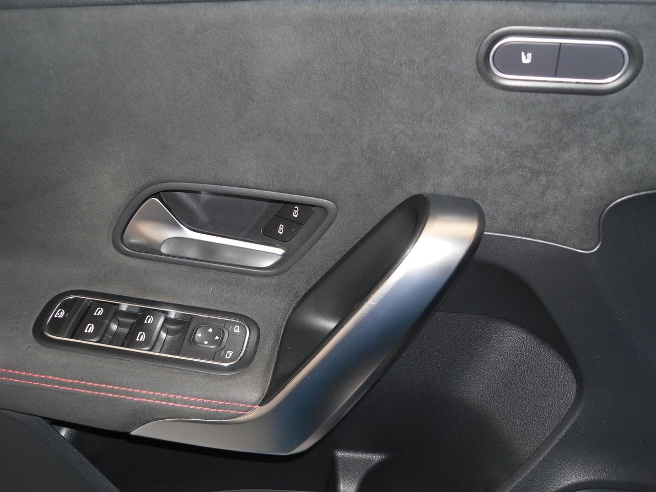 Mercedes-benz A 180 d Premium AMG