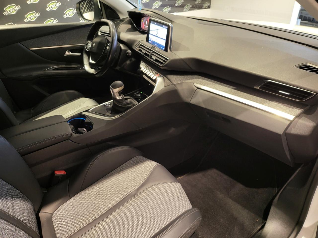 Peugeot 3008 - 2019 1.5 BlueHDi 130 cv Allure
