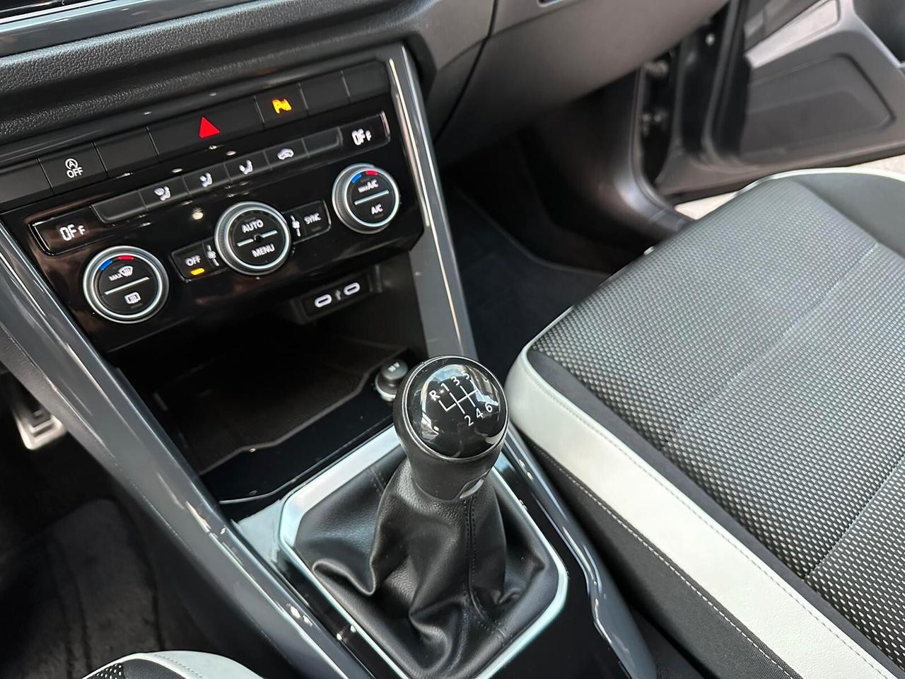 Volkswagen T-Roc 1.6 TDI SCR Business BlueMotion Technology