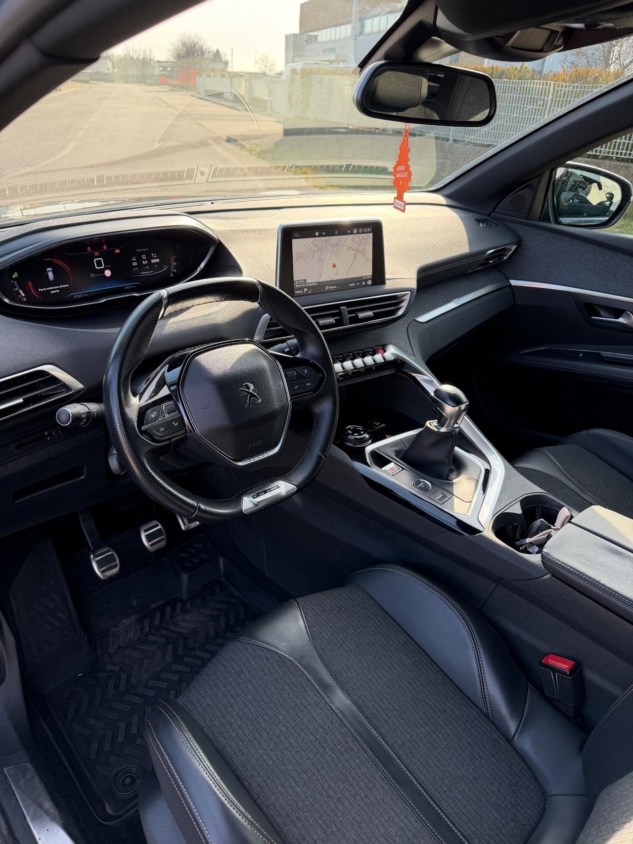 Peugeot 3008 BlueHDi 130 S&S EAT8 GT Line