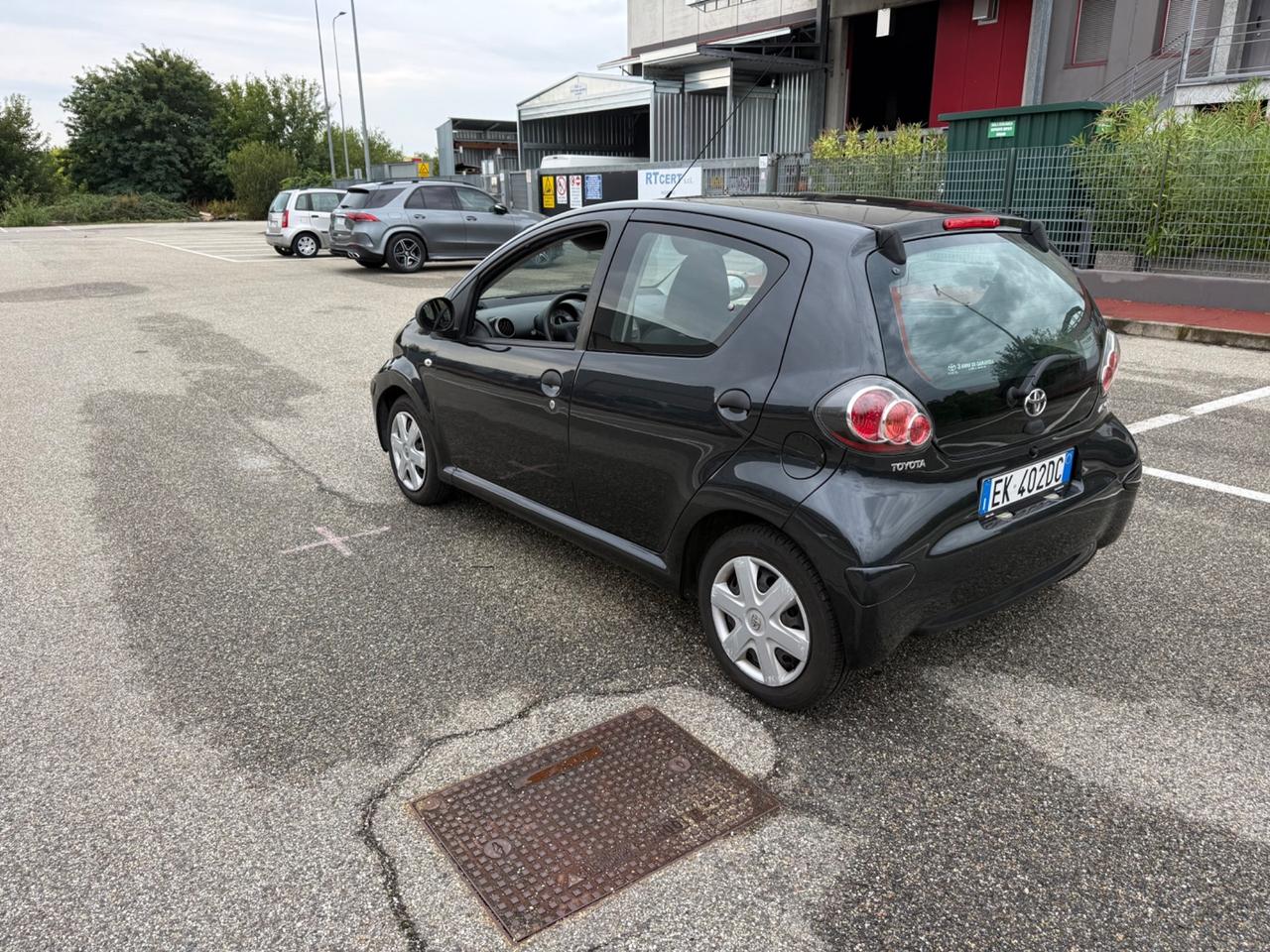 Toyota Aygo 1.0 12V VVT-i 5 porte Deep Ocean Connect