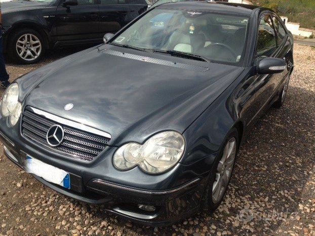 Mercedes-benz C 220 C 220 CDI cat Sportcoupé Avant