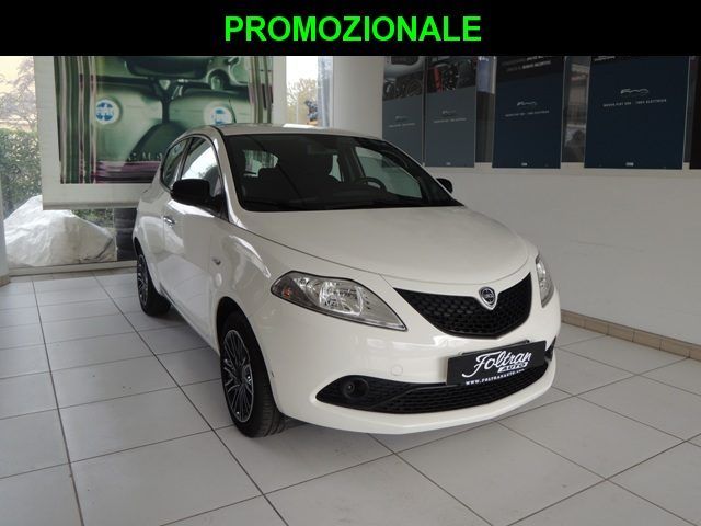 LANCIA Ypsilon 1.2 69 CV 5 porte Gold