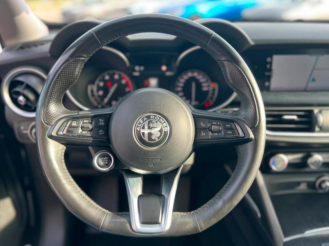 Alfa Romeo Stelvio 2.0 t Executive Q4 200cv auto