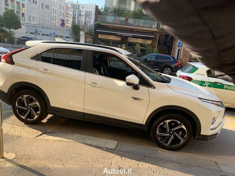 Mitsubishi Eclipse Cross 2.4 MIVEC 4WD PHEV Intense