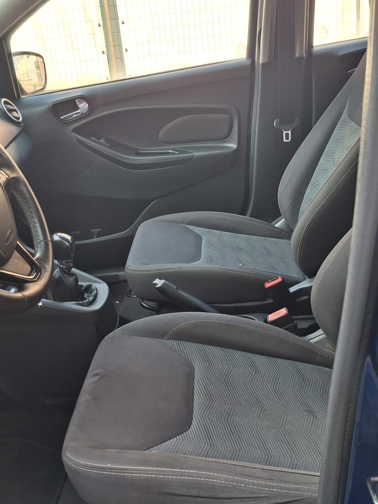 Ford Ka 1.2 Ti-VCT 85CV Ultimate KA PLUS 5 PORTI