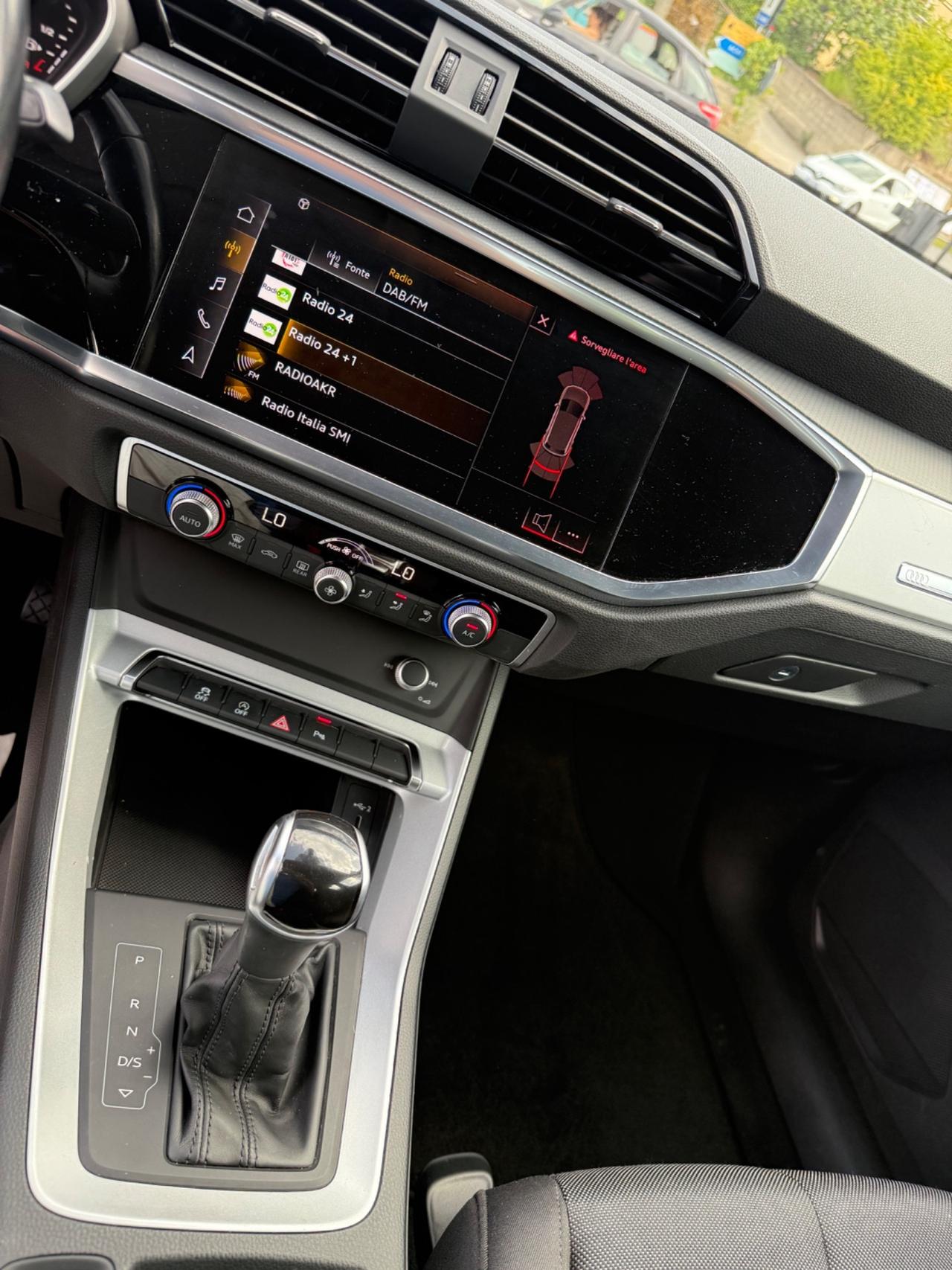 Audi Q3 35 TDI S tronic Business Advanced