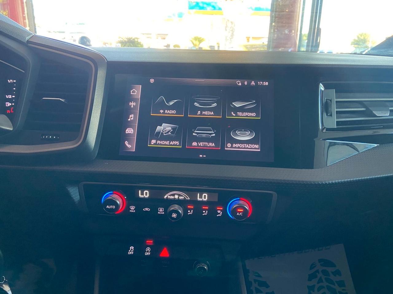 Audi A1 SPB 30 TFSI STronic 1.0cc AUTOMATICA