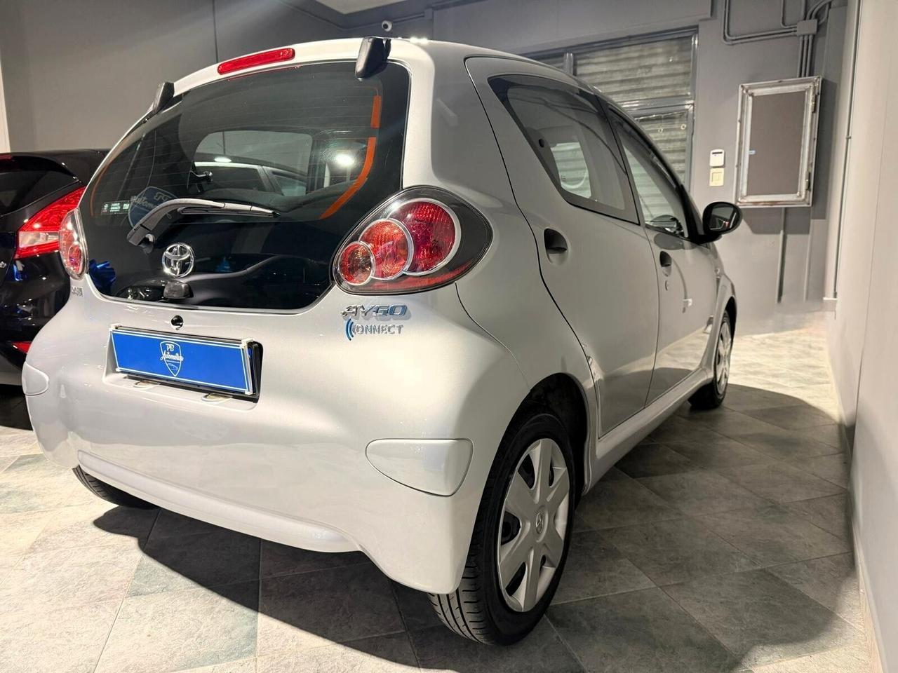 Toyota Aygo 1.0 5 PORTE CONNECT NAVI UNICO PROPRIE