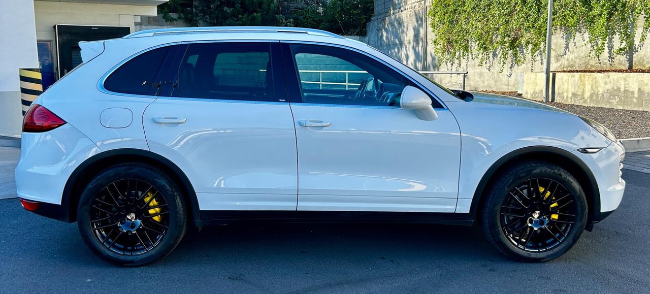 Porsche Cayenne 3.0 Diesel 250CV Platinum Edition