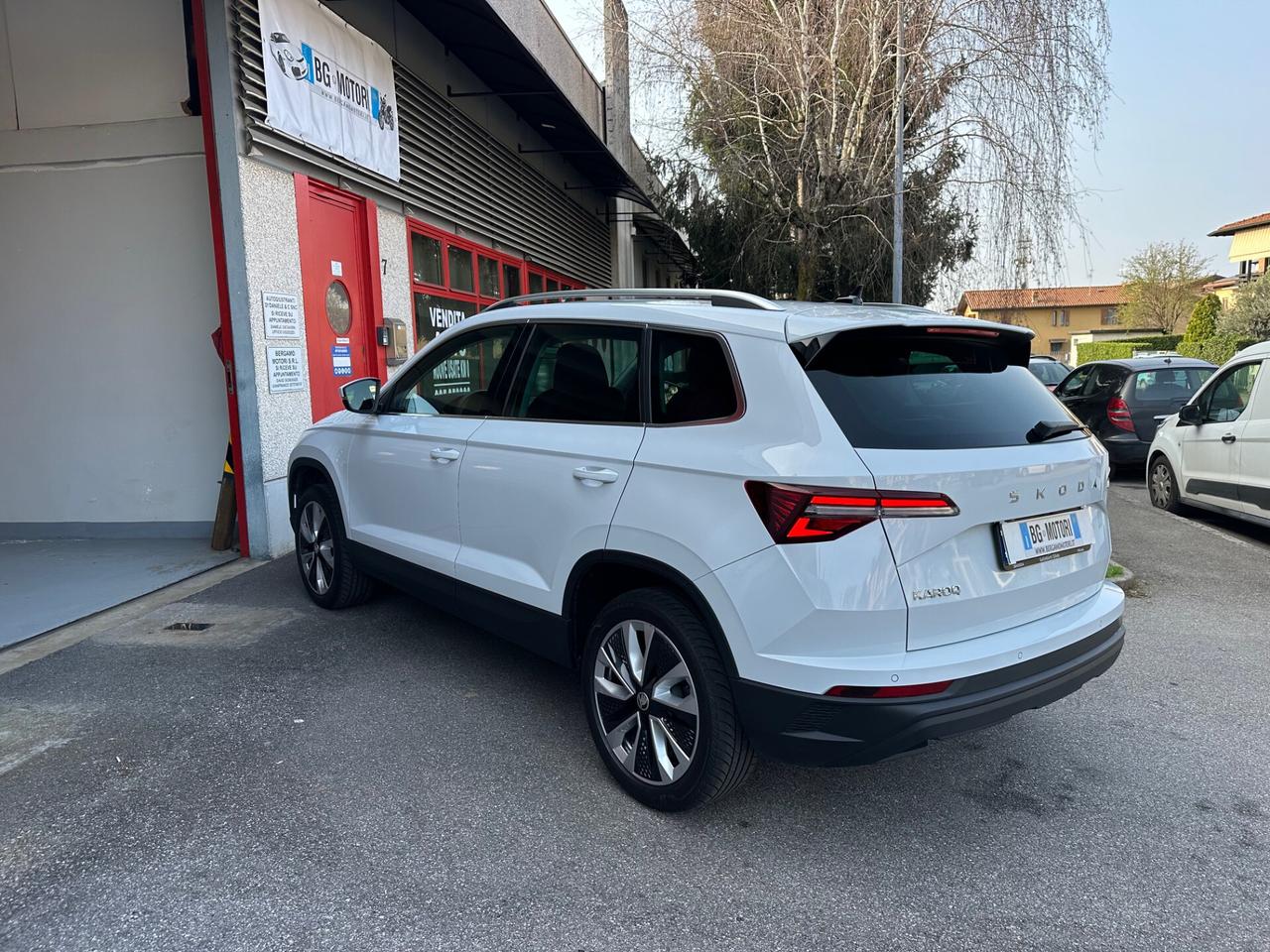 Skoda Karoq 1.5 tsi Executive dsg unipr. TETTO GARANZIA