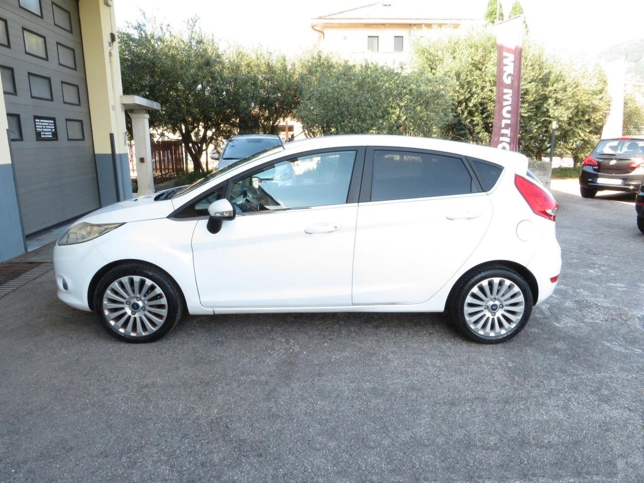 Ford Fiesta 5p 1.4 tdci Titanium. unicoproprietario.